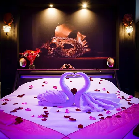 La Prestigieuse Sauna Balneo Cine